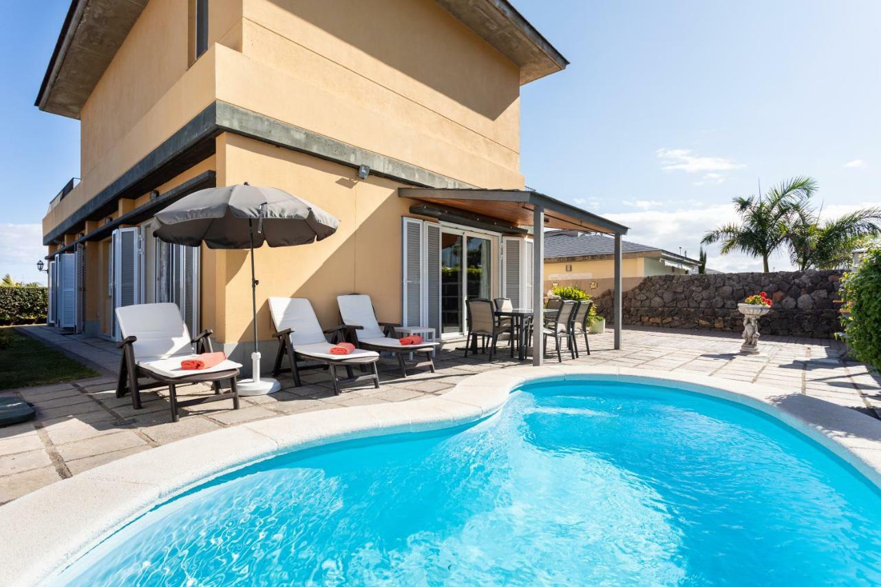 Dorina - Vivienda Vacacional Con Piscina Privada لا أوروتافا المظهر الخارجي الصورة